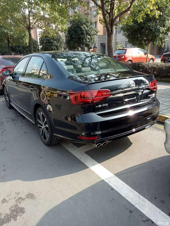 谁有速腾rline黑色的照片大神给发几张呗