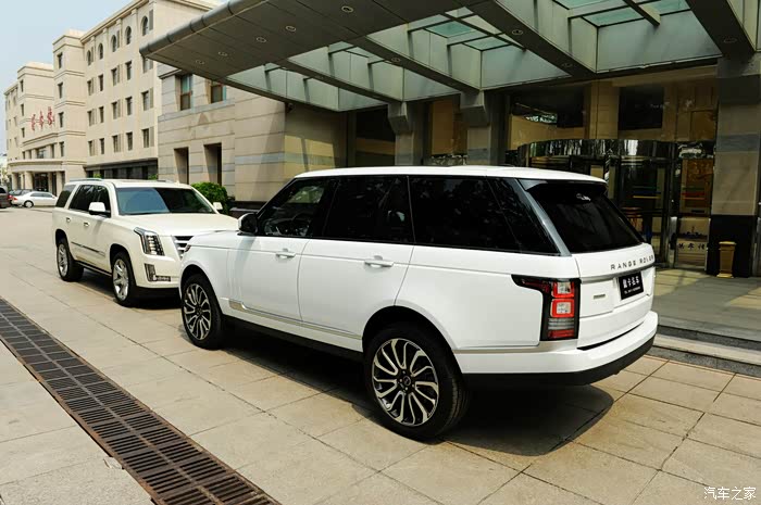 凯雷德和大揽胜直观对比