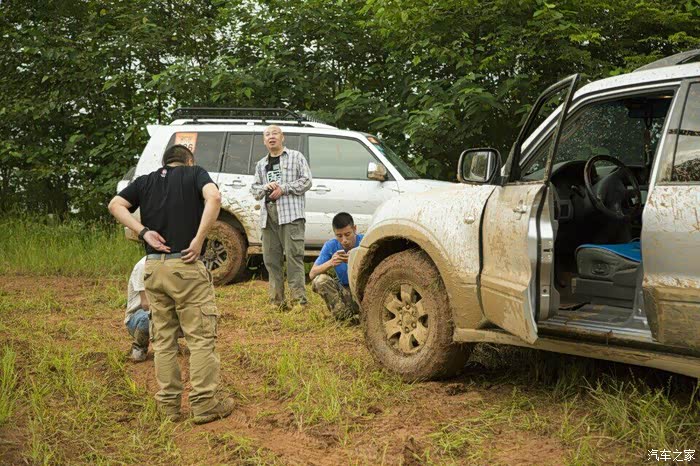 四川大队20150912野外丛林穿越纪实无兄弟不越野