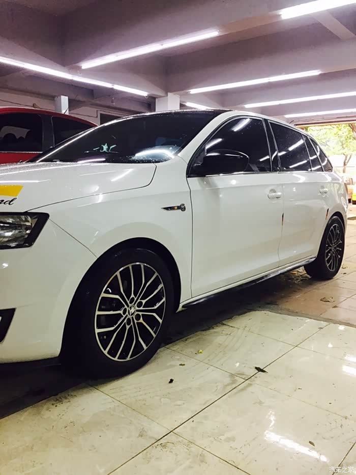 加宽轮毂的昕动靓照