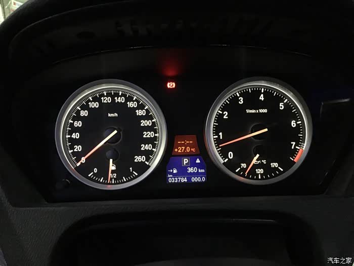 宝马x6改白色仪表灯