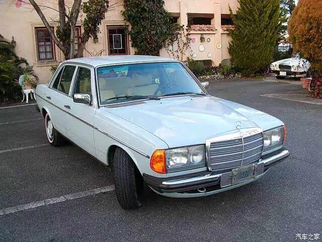 一汽产奔驰w123巨漂亮巨优雅的200e来膜拜吧