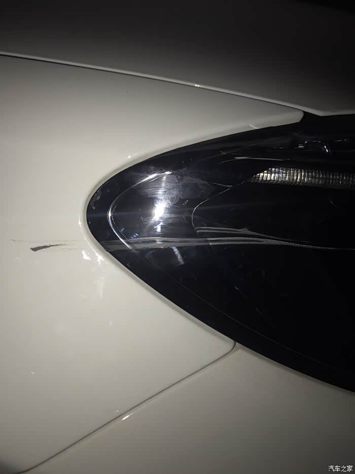 【图】跪求各位大神,灯罩划痕怎么处理?_奔驰c级论坛_汽车之家论坛