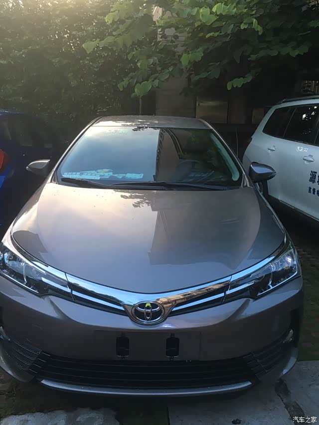 喜提卡罗拉1.2tgl青铜色,特来报到.