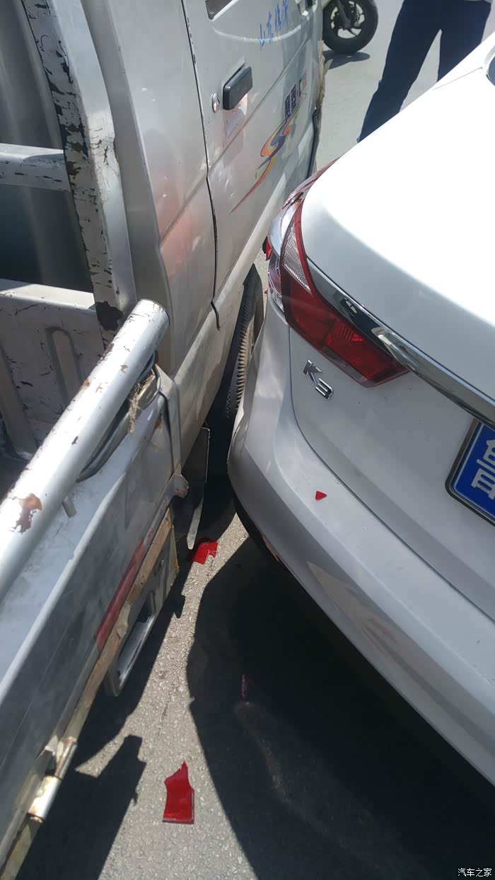 【图】16款新k3刚提车一星期被追尾_起亚k3/k3s论坛_汽车之家论坛