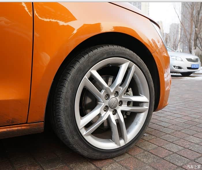 论坛冷门 14款5门版奥迪a1顶配提车日记