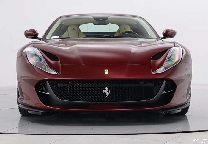 酒红色的法拉利ferrari812superfa可帅了