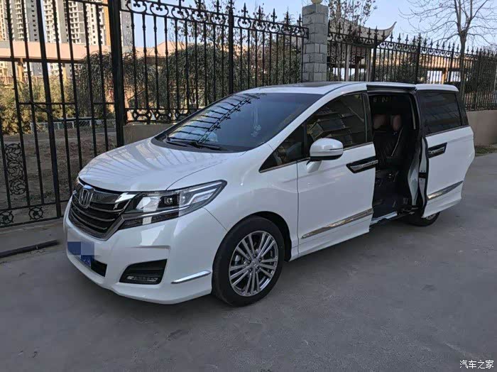 提车满月用心谈艾力绅2.4舒适版用车感受