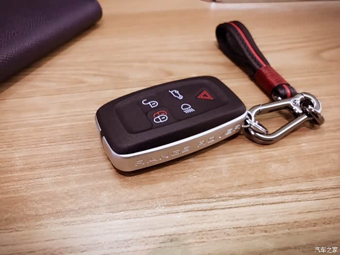 【图】有没有人觉得极光的钥匙质感很差……_揽胜极光论坛_汽车之家