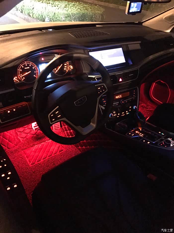 内饰也帅爆加氛围灯
