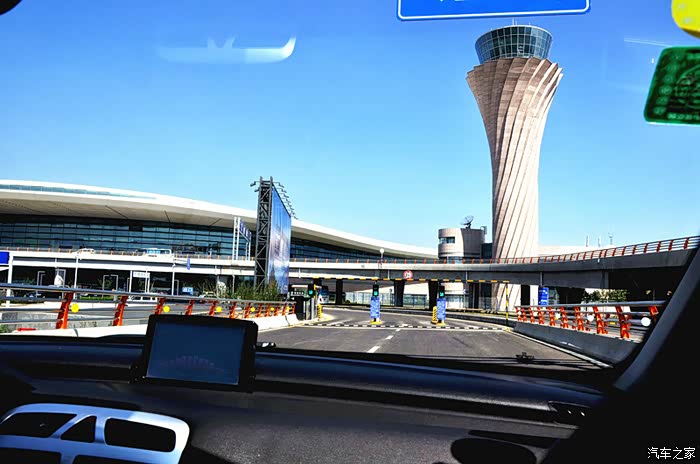 今天带大家看看烟台新机场蓬莱潮水机场