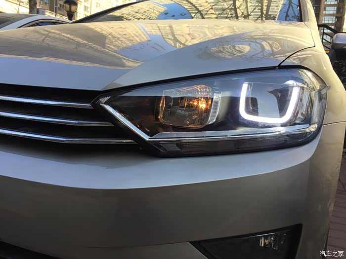 6自舒更换氙气大灯作业_高尔夫·嘉旅论坛_汽车之家论坛