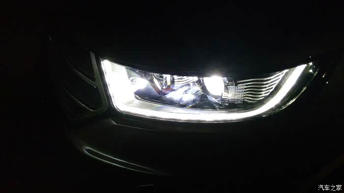 锐界大灯上的十字行是什么