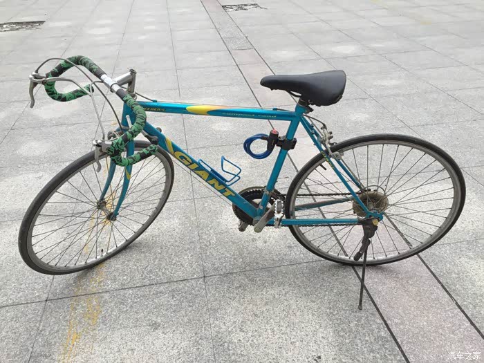 上学时代的老捷安特speeder,钢架,不忍心扔啊.那么改造工程开始吧!