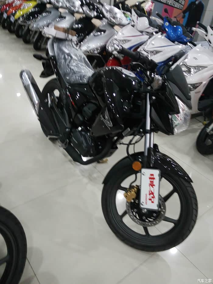 下雨天,市区求购honda cbf 150-sf战神