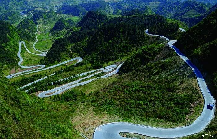 重庆秀山川河盖45道拐