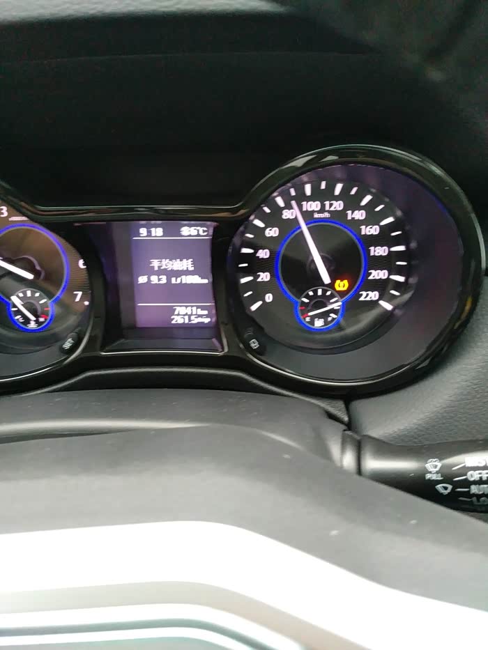 驭胜350高速胎压报警