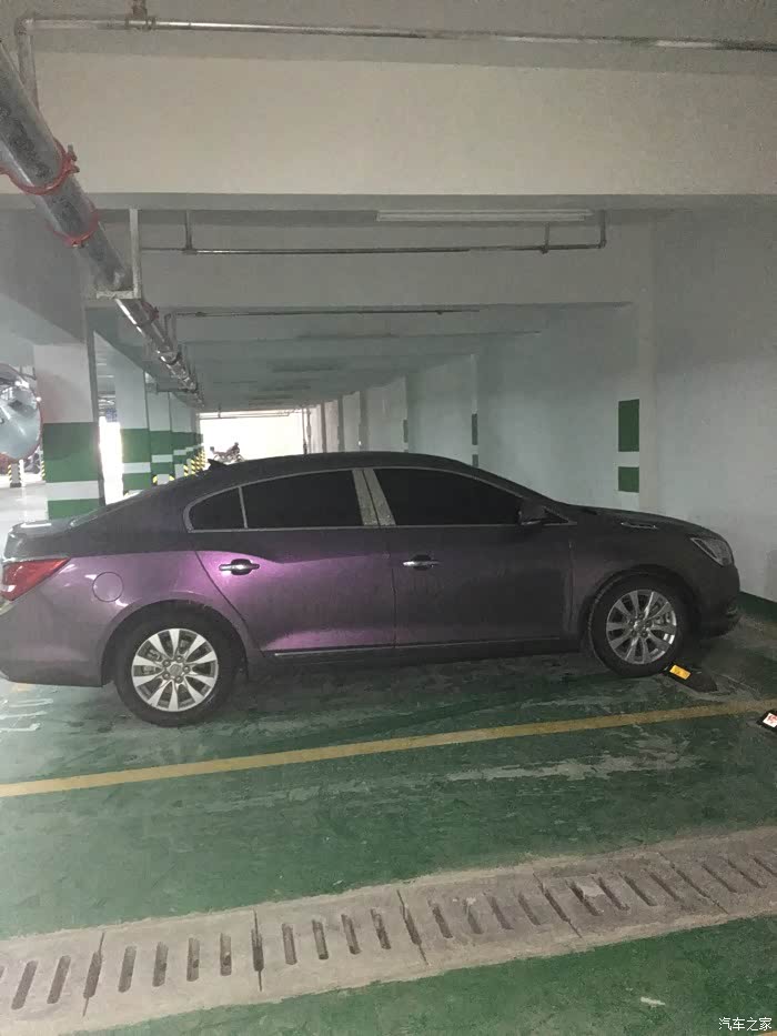 新君越贴膜改色(紫色渐变金色)