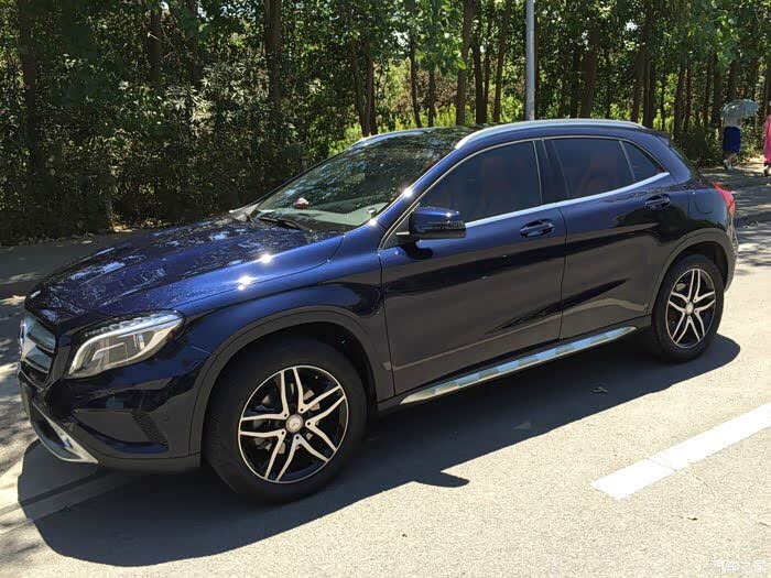 【图】大家谁有glc260动感型车的钙石蓝颜色的图片呀_奔驰glc论坛