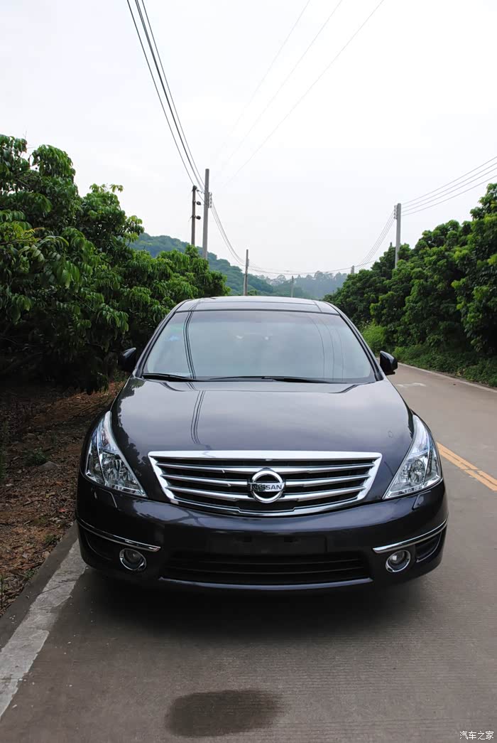 难以忘怀的黑色大沙发立帖纪念08款天籁公爵250xv