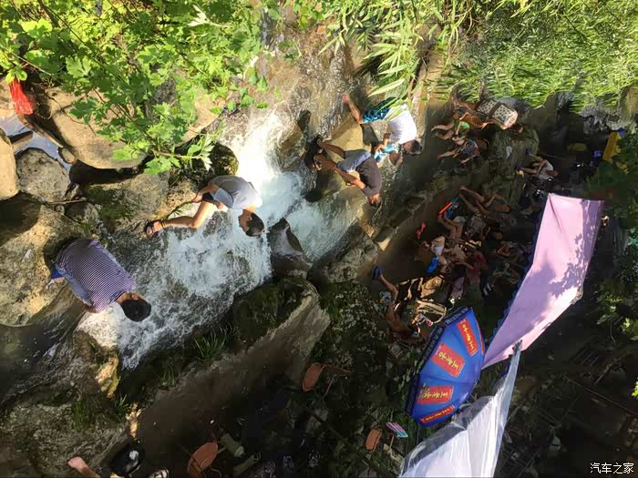 清晨山,青城山,倾城山