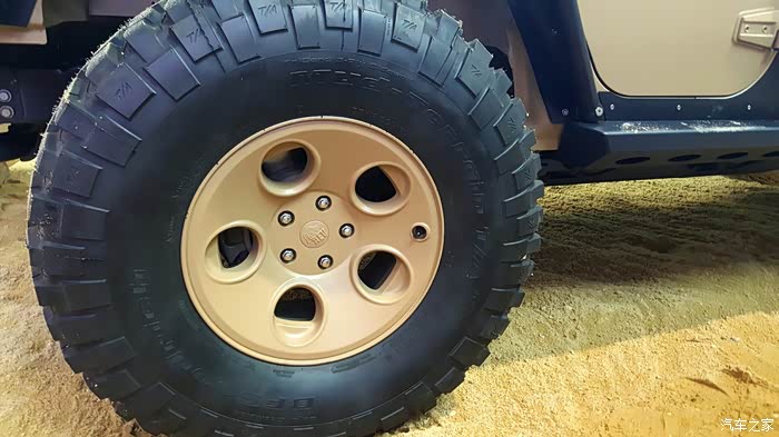 牧马人磨砂效果喷漆,北京谁家可以做?效果好靠谱的!