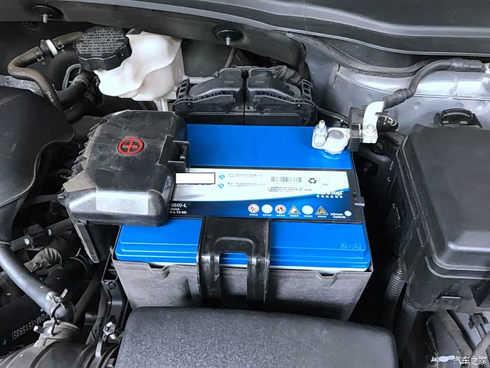 ix25小五换电瓶蓄电池小记此事真不难