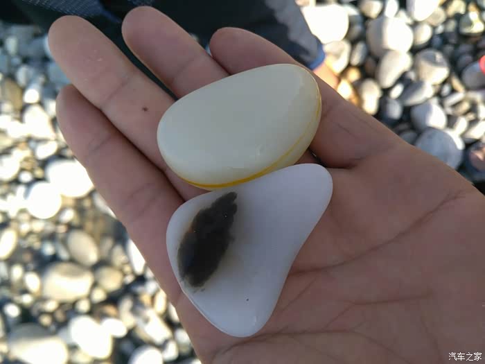 新疆乌尔禾之行满地的玉石玛瑙你没见过的宝石之旅多图