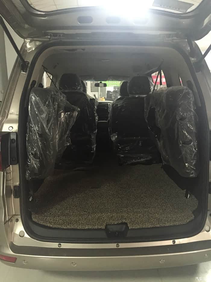金杯f50后备箱,间超级哦