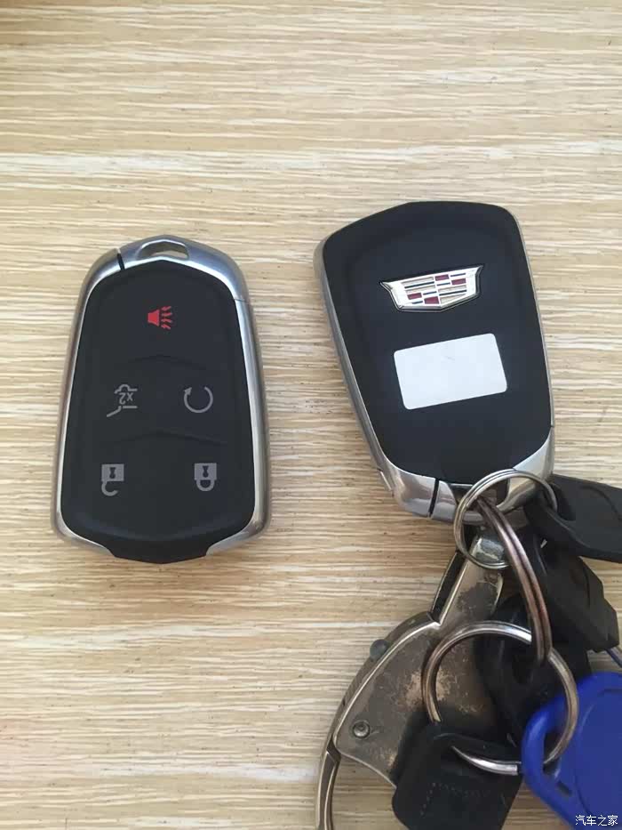 在水深火热的大武汉中提凯迪拉克xt5 28t豪华版,申精!申精!