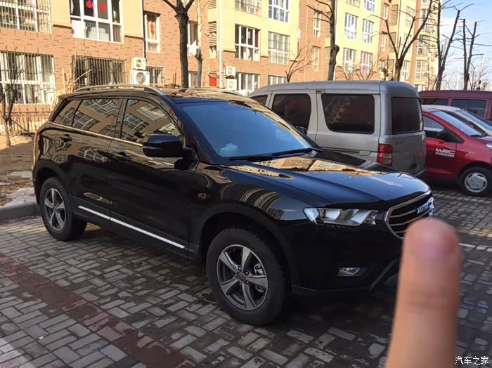 认证贴哈弗h6coupe15黑色自精提车四千公里
