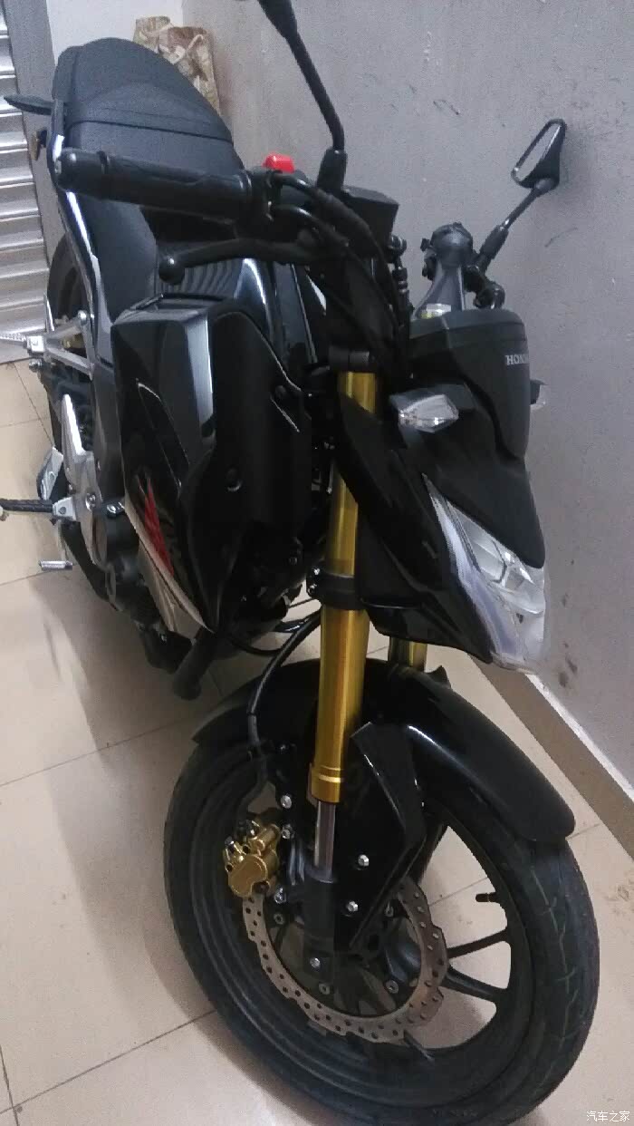 冬至发个暴风眼cb190r作业