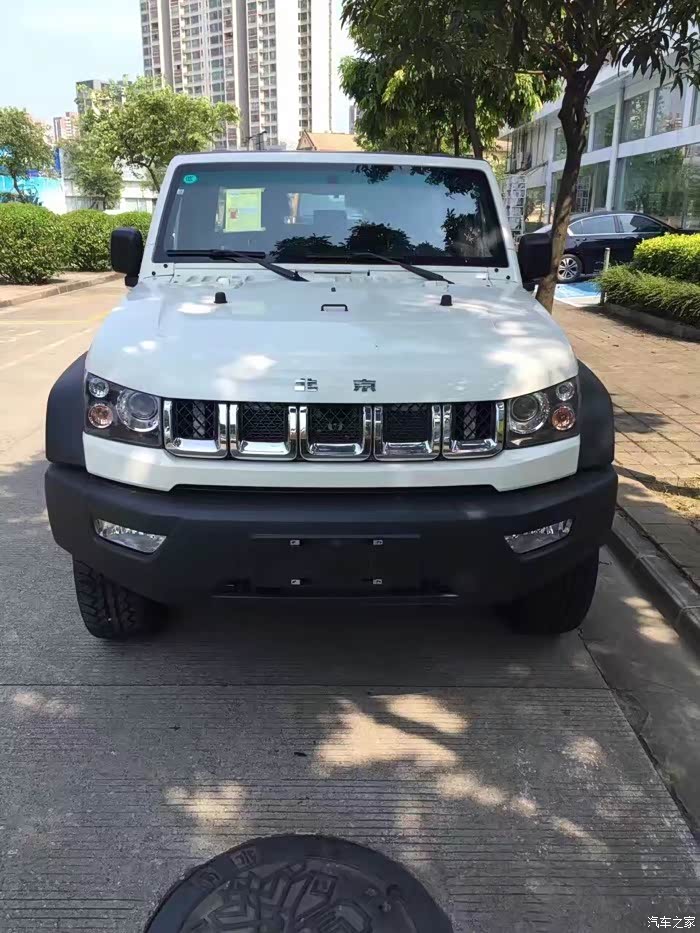 北京汽车之战狼2御用车扬我国威