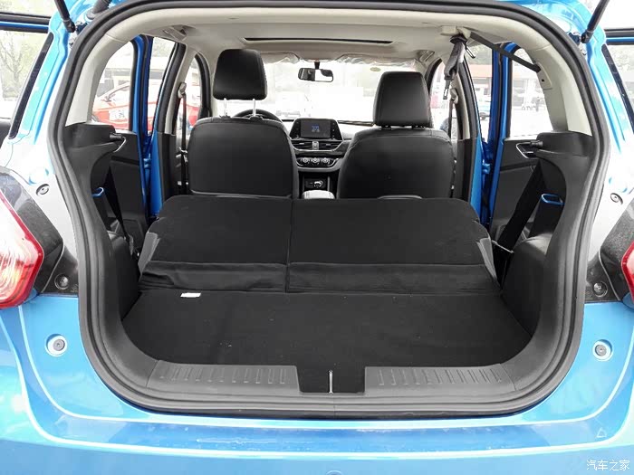 用心造车 走心过年#【近距离体验宝骏310】【游动物园看话剧】