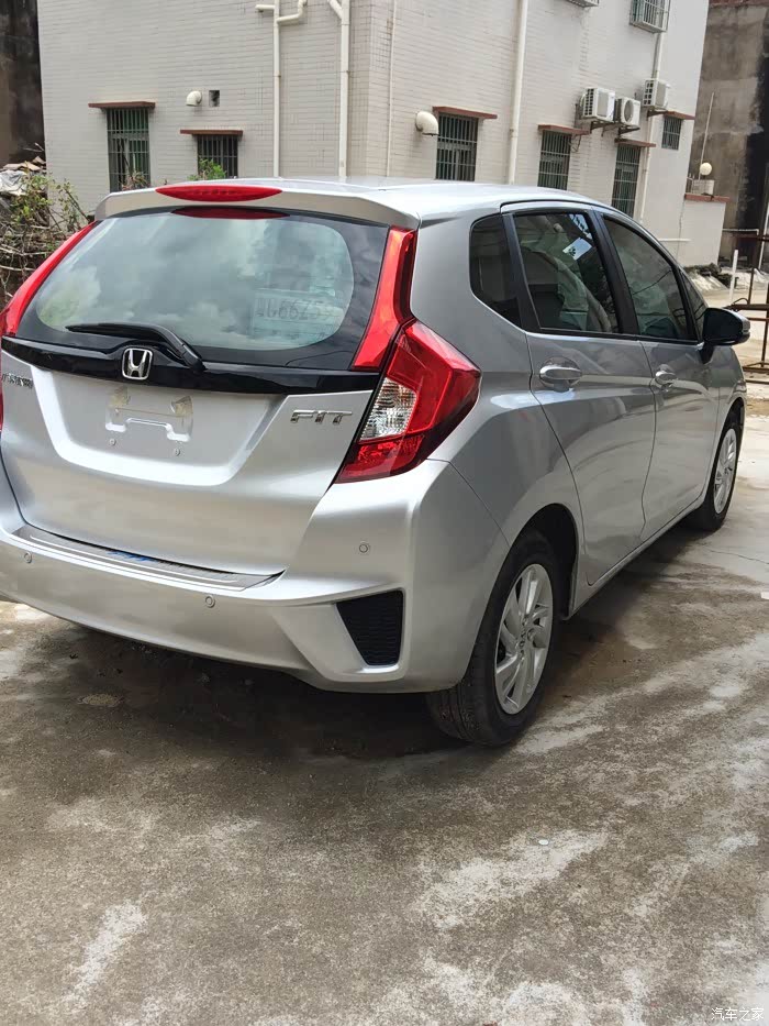 2016款飞度银色的车照片哪里有