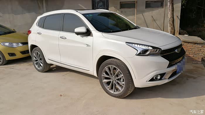 大哥和小弟同框