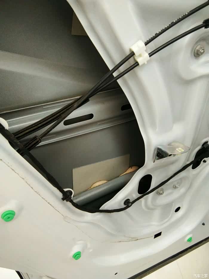 加强筋和钢管!良心!如果再粗点好了