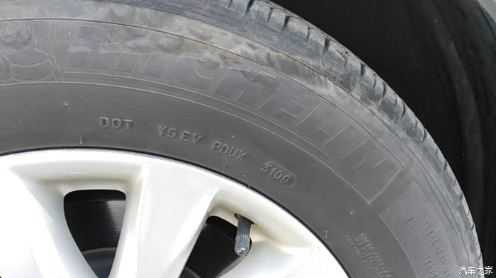 6年10万公里天籁2.5xl领先,这车用的很不错.