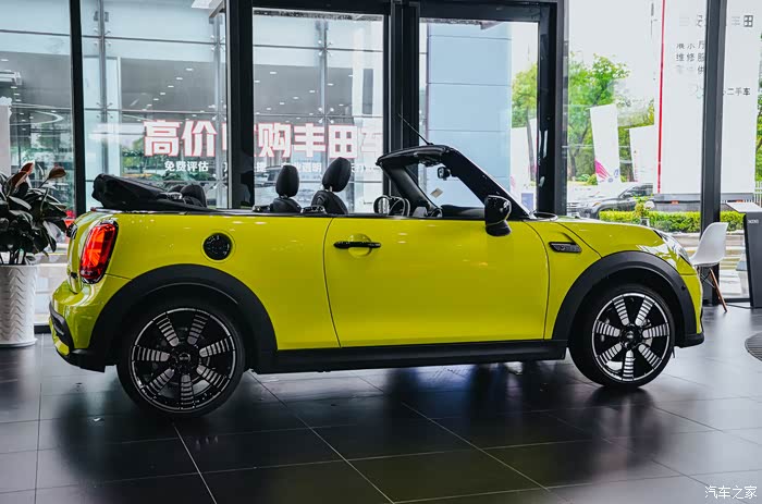 装配新色卡"青柠绿" mini cabrio敞篷版来了_mini论坛_汽车之家论坛