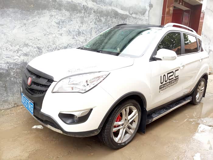 【图】cs35有没有改装尾翼的?_长安cs35论坛_汽车之家论坛