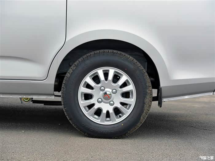 【图】荣光v轮胎,原车是165r14 lt其实就是165 80r14载重胎_五菱荣光v