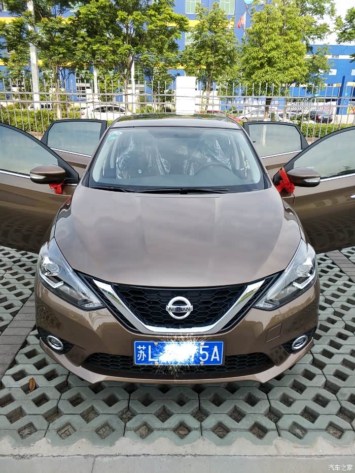 轩逸钛古金颜色怎么样