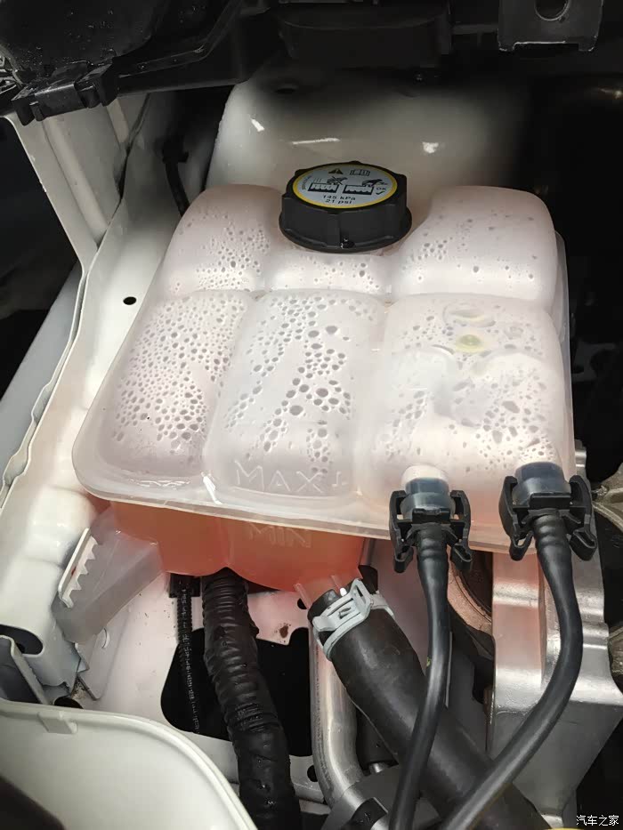【图】各位,这防冻液是否低了?_翼虎论坛_汽车之家论坛