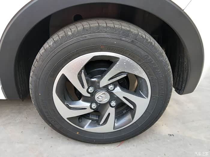 【图】收四个310自豪的轮毂_宝骏310论坛_汽车之家论坛