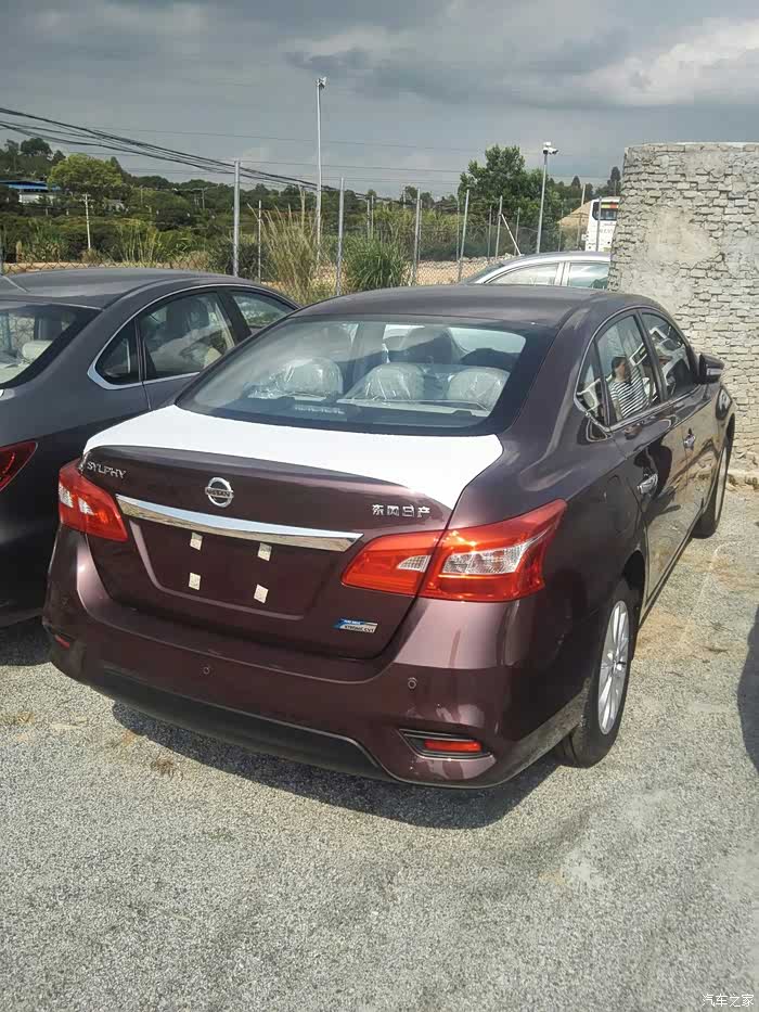 新轩逸自豪16摩卡棕