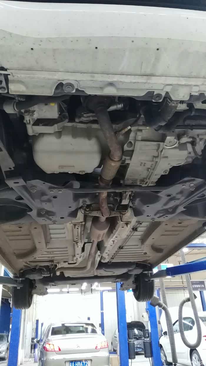 【图】一年了,底盘不错._标致301论坛_汽车之家论坛