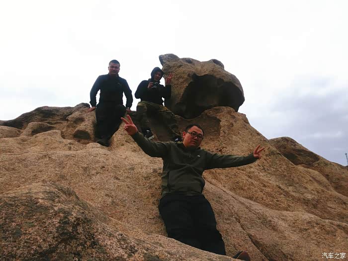 在路上叶柏寿海鲜自助葫芦峪爬山一日游