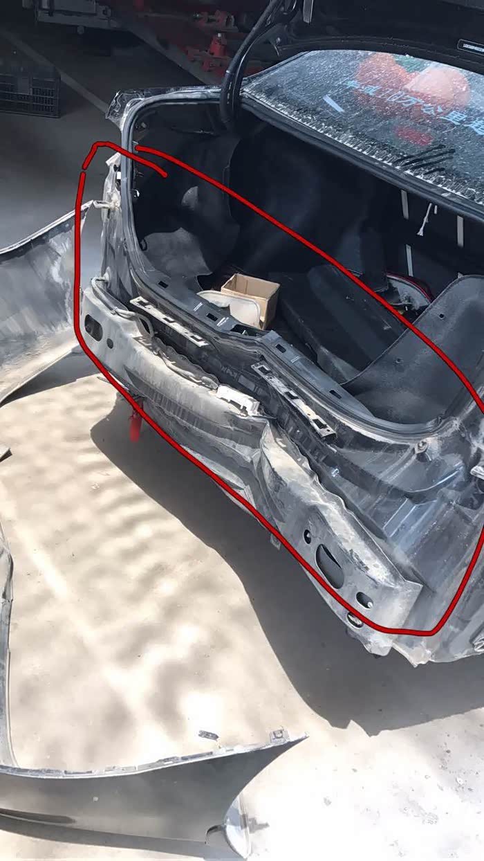 我又来了4s要切割后备箱这