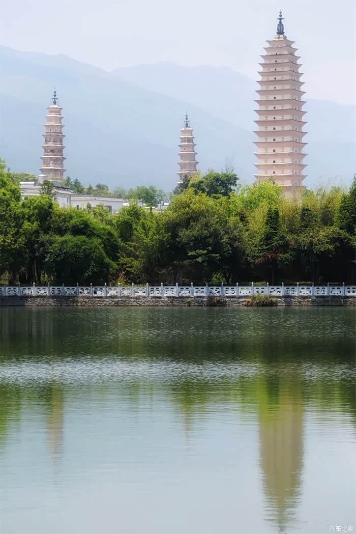 云南三塔公园风景绝佳,炫界pro旅游记