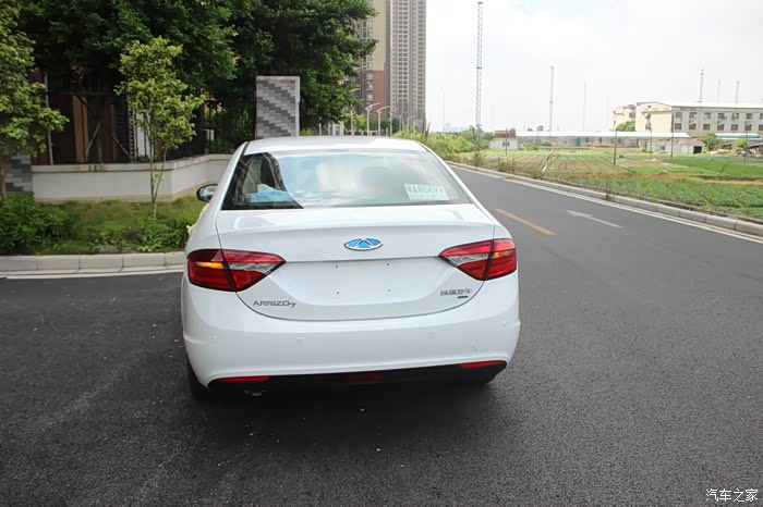 全新艾瑞泽7提车